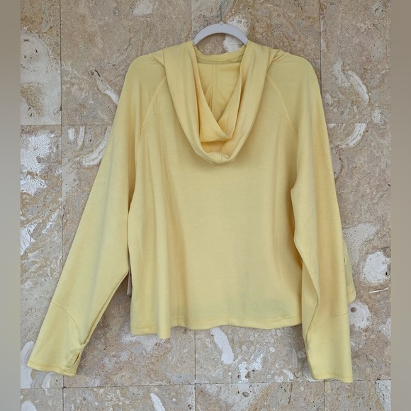 Nine West Active Yellow Women's Hoodie Long Sleeve Shirt - Picture 5 of 6